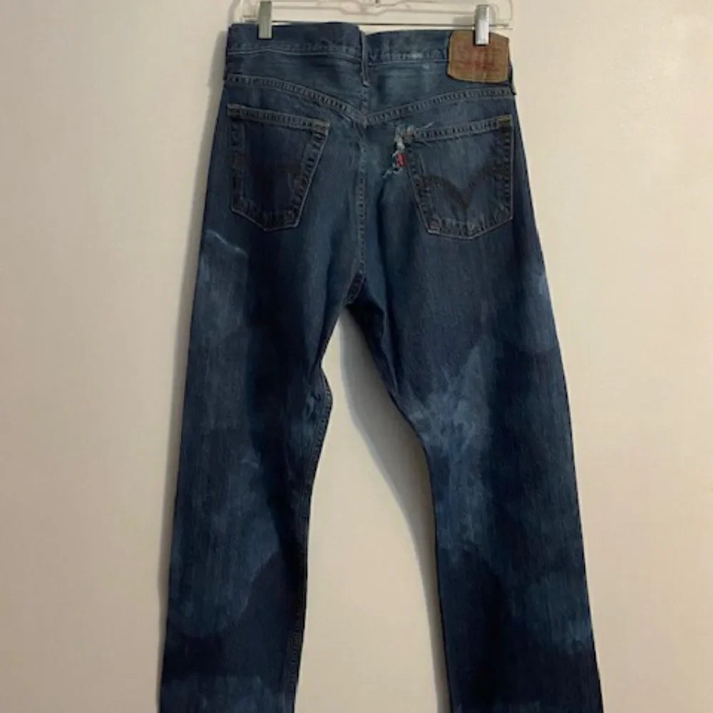 Levis levi 527